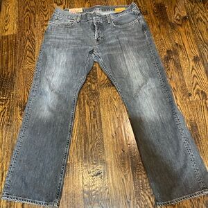 Gap Jeans 1969 Mens Sz 35x30 Classic Low Rise Boot Fit Button Fly Denim.
